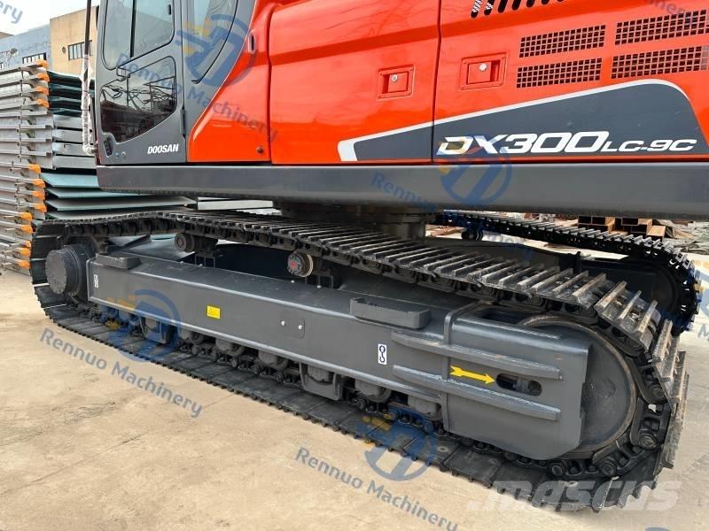 Doosan DX 300LC-9C Excavatoare pe șenile
