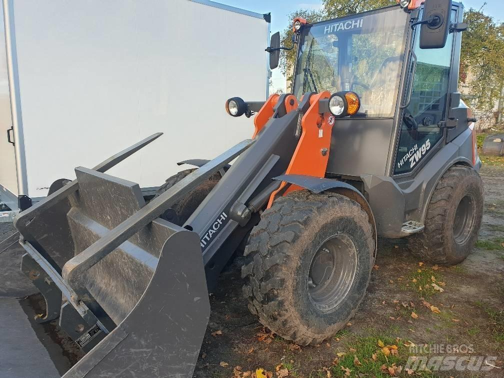 Hitachi ZW 95-6 Incarcator pe pneuri