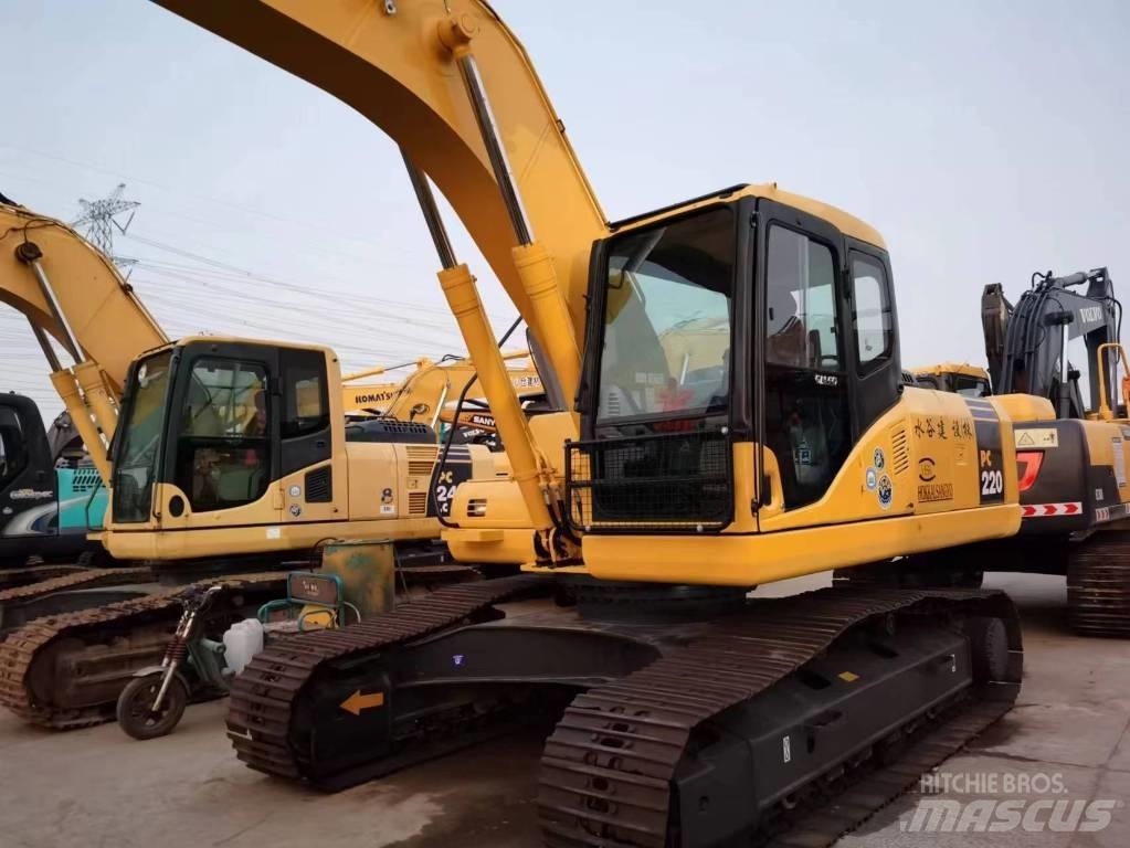 Komatsu PC 220-7 Excavatoare pe șenile
