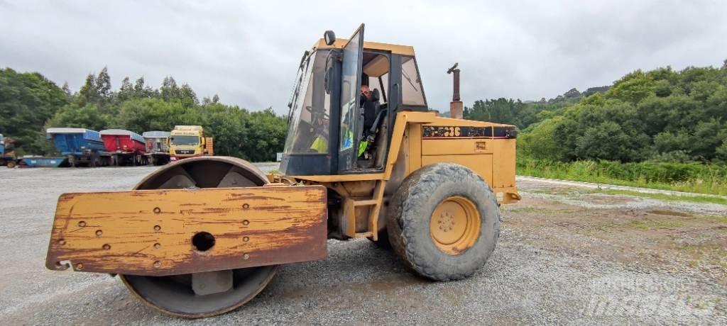 CAT CS 583 C Compactoare monocilindrice