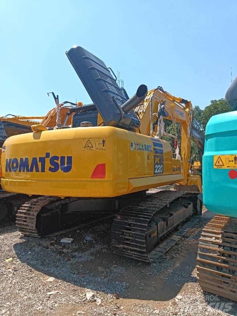 Komatsu PC 220 Excavatoare pe șenile
