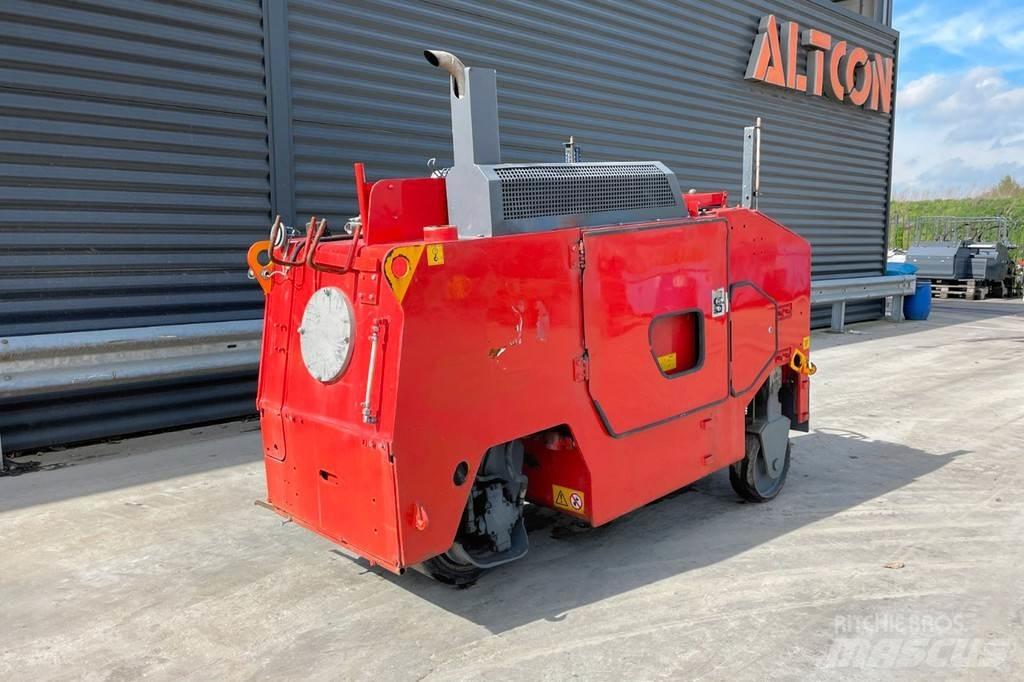 Wirtgen W 350 Utilaje asfalt cu freze reci
