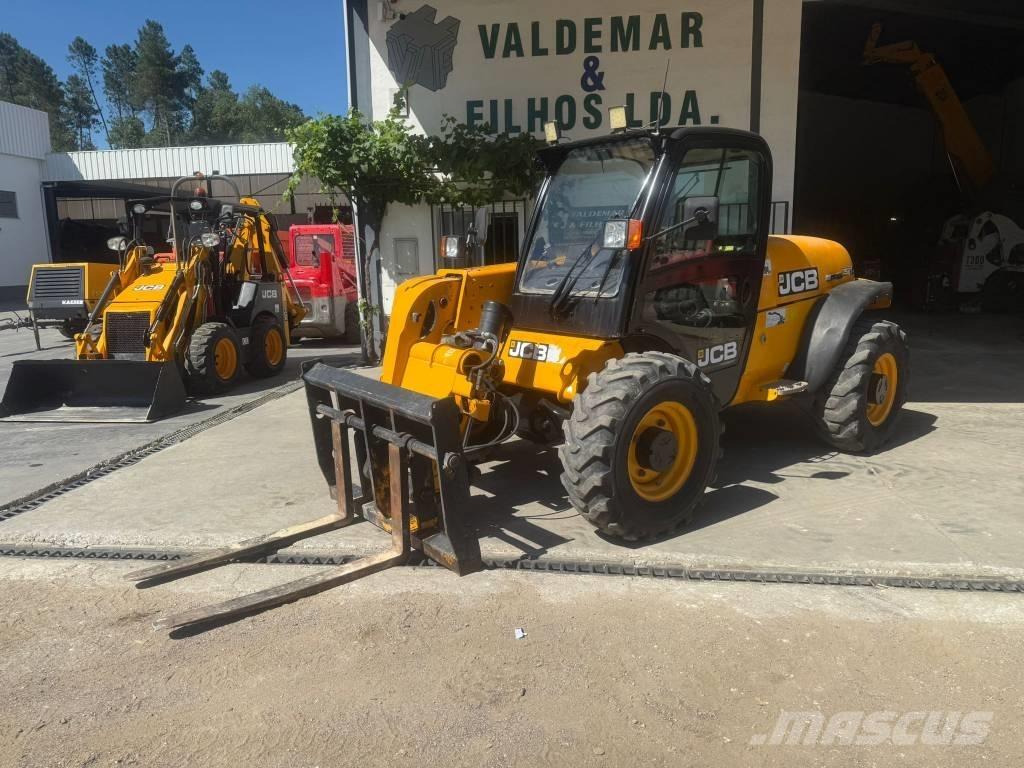JCB 527-55 Manipulatoare agricole