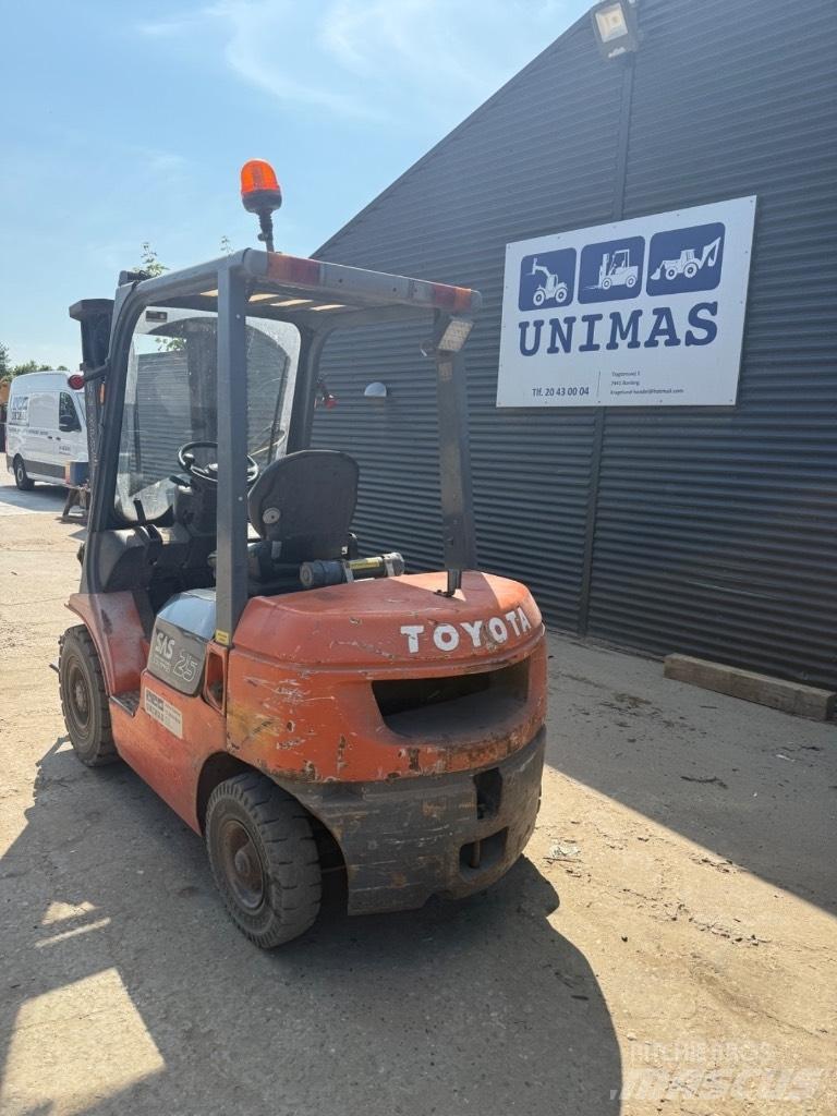 Toyota FD 25 Stivuitor diesel