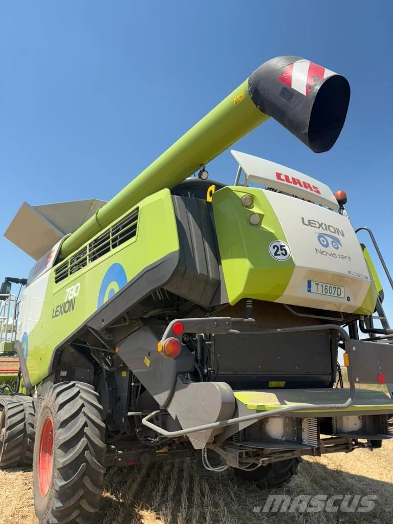 CLAAS Lexion 780 TT Combine de secerat