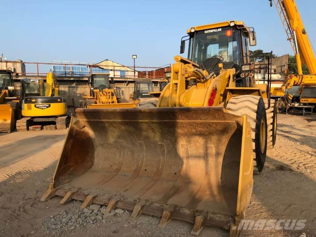 CAT 966H Incarcator pe pneuri