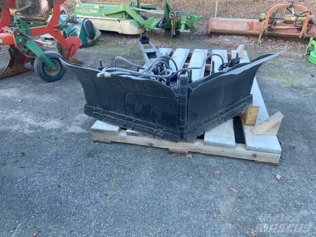  Vikplog Med Bom 2,5m Utilaje deszapezire