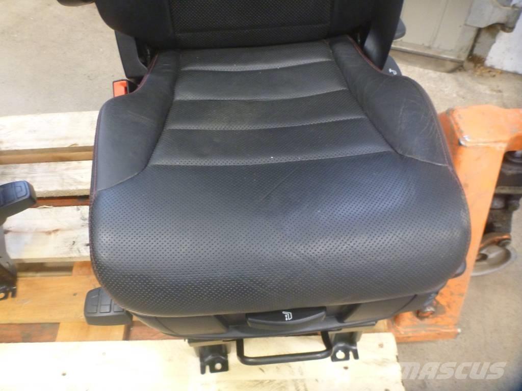 Scania R 650 Cabine si interior