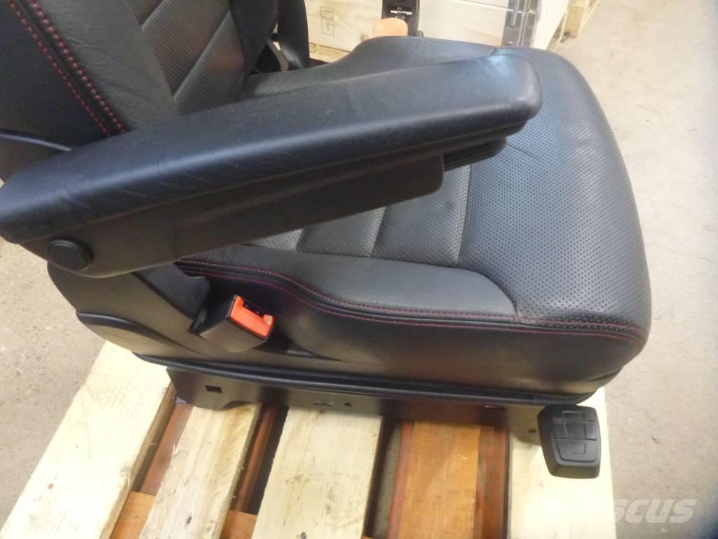 Scania R 650 Cabine si interior