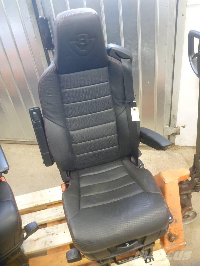 Scania R 650 Cabine si interior