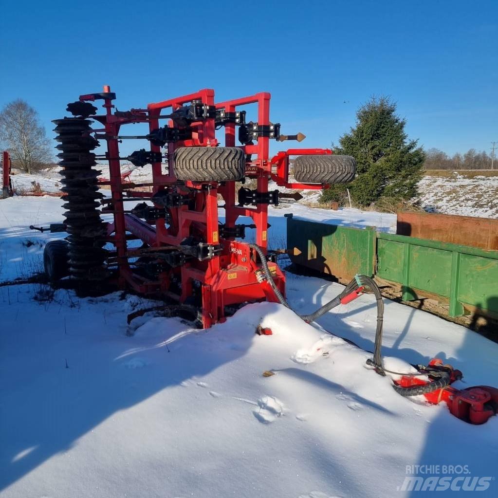 He-Va Triple-Tiller Cultivatoare