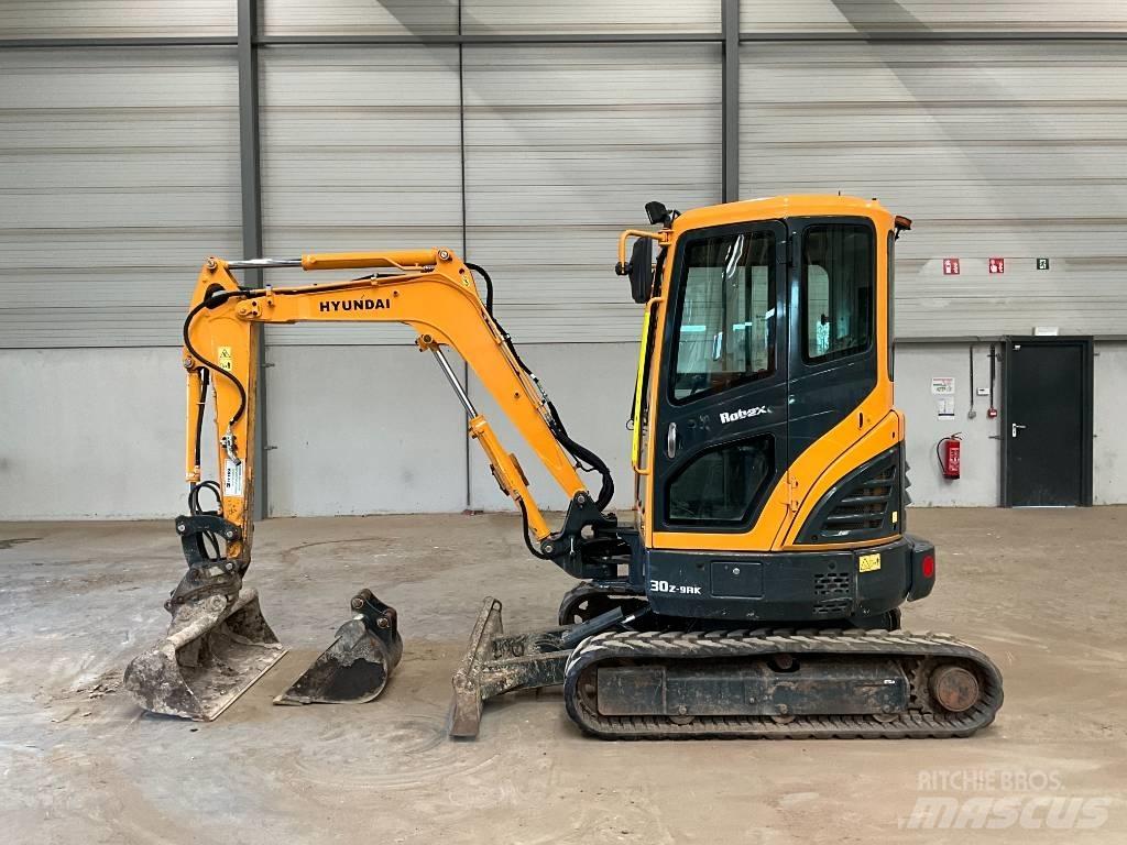 Hyundai R30 Z-9AK Mini excavatoare < 7t