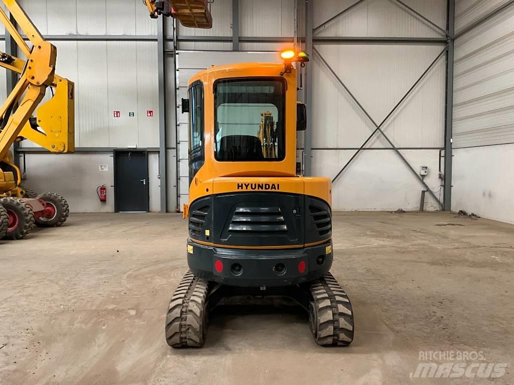 Hyundai R30 Z-9AK Mini excavatoare < 7t