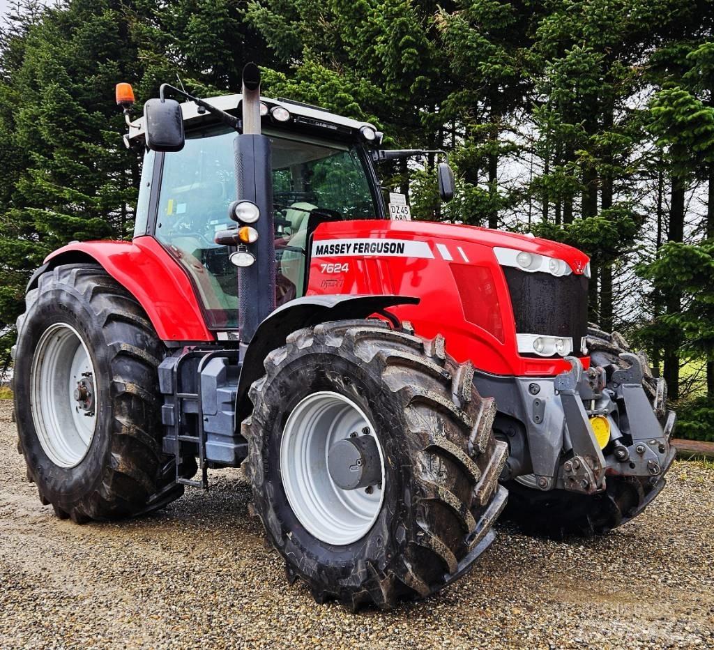 Massey Ferguson 7624 Tractoare
