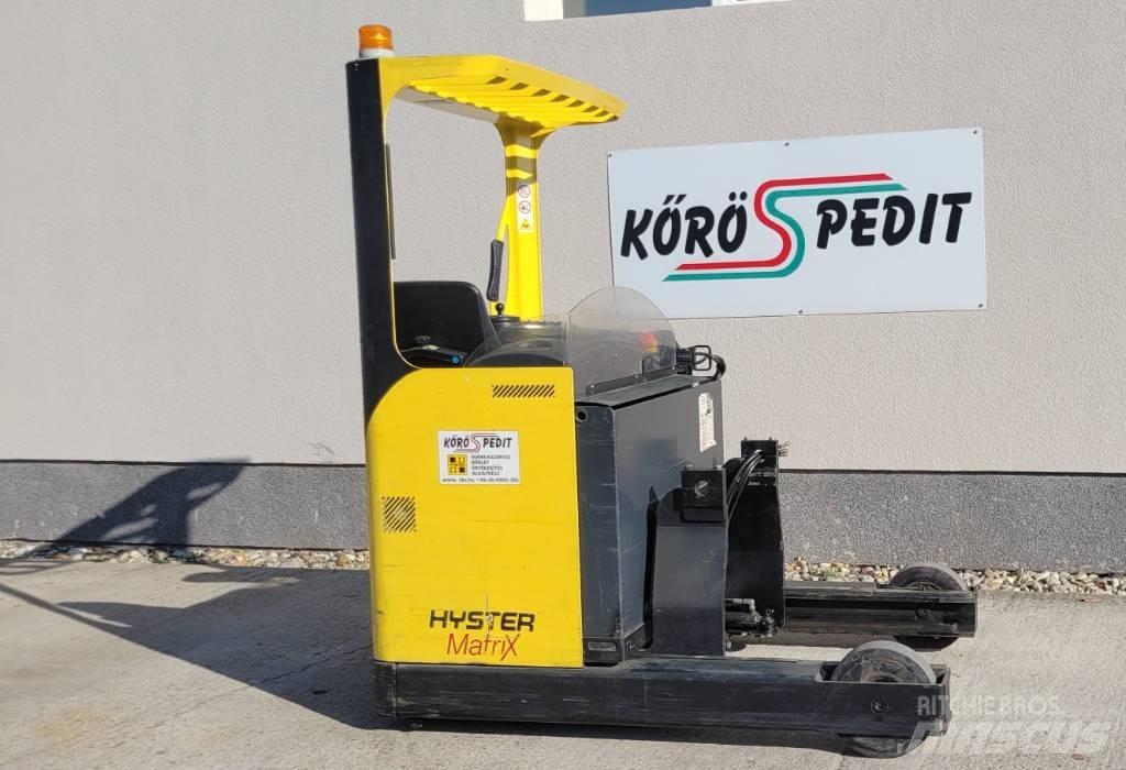 Hyster R 2.0 Stivuitor cu catarg retractabil