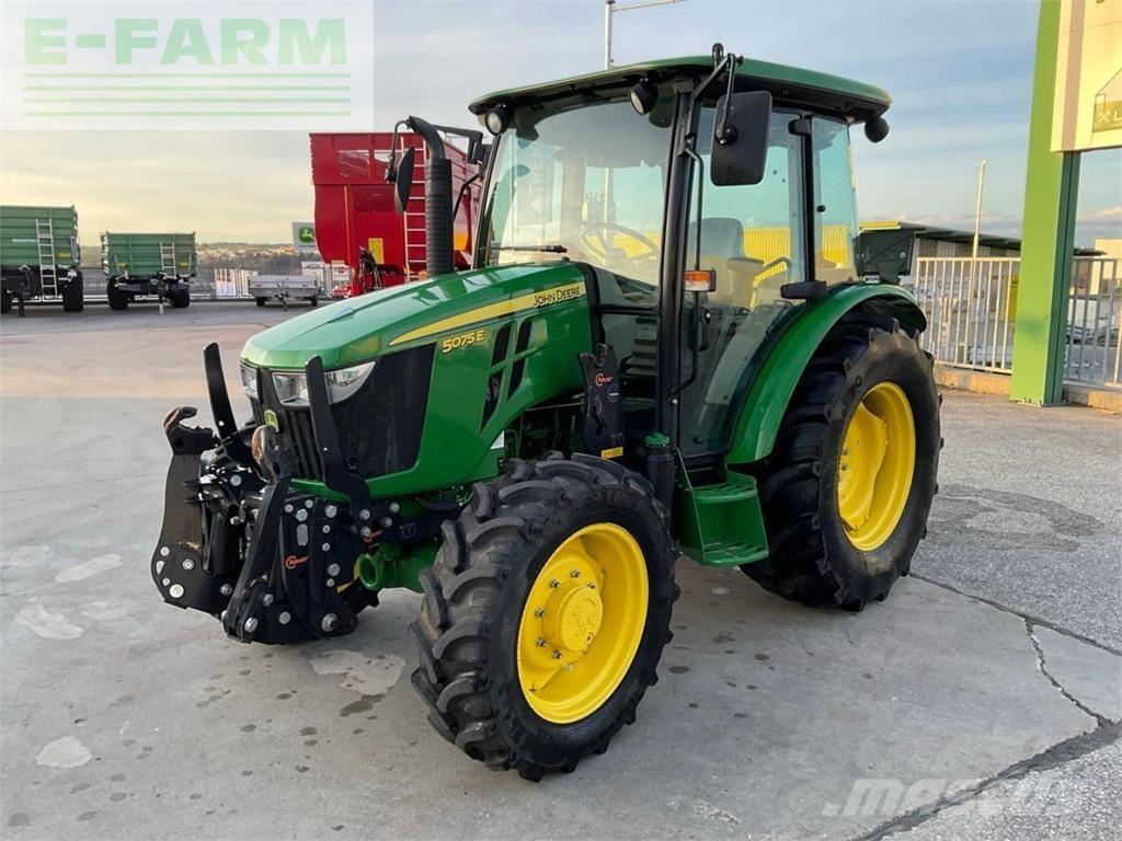 John Deere 5075E Tractoare