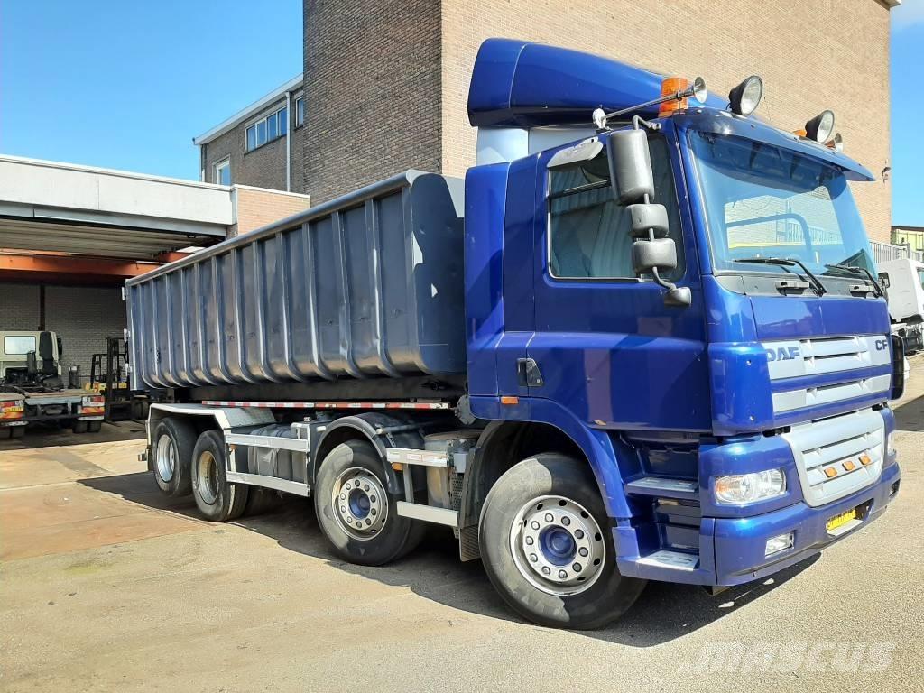 DAF cf85.480 8x2 Camion cu carlig de ridicare
