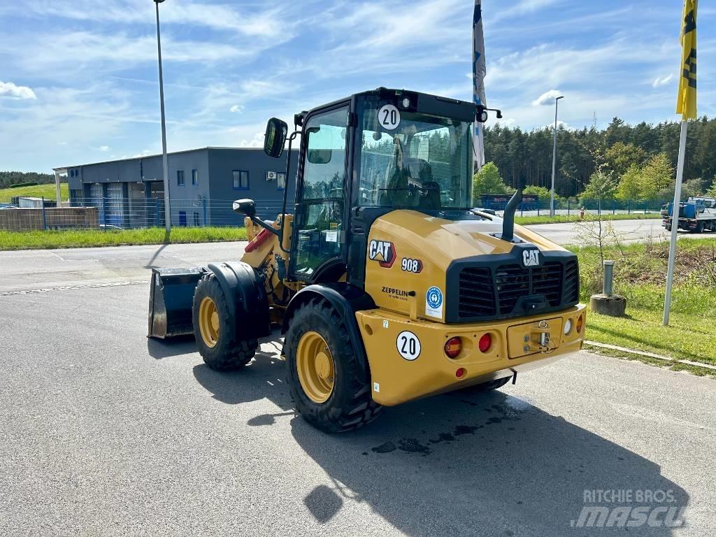CAT 908NG Incarcator pe pneuri