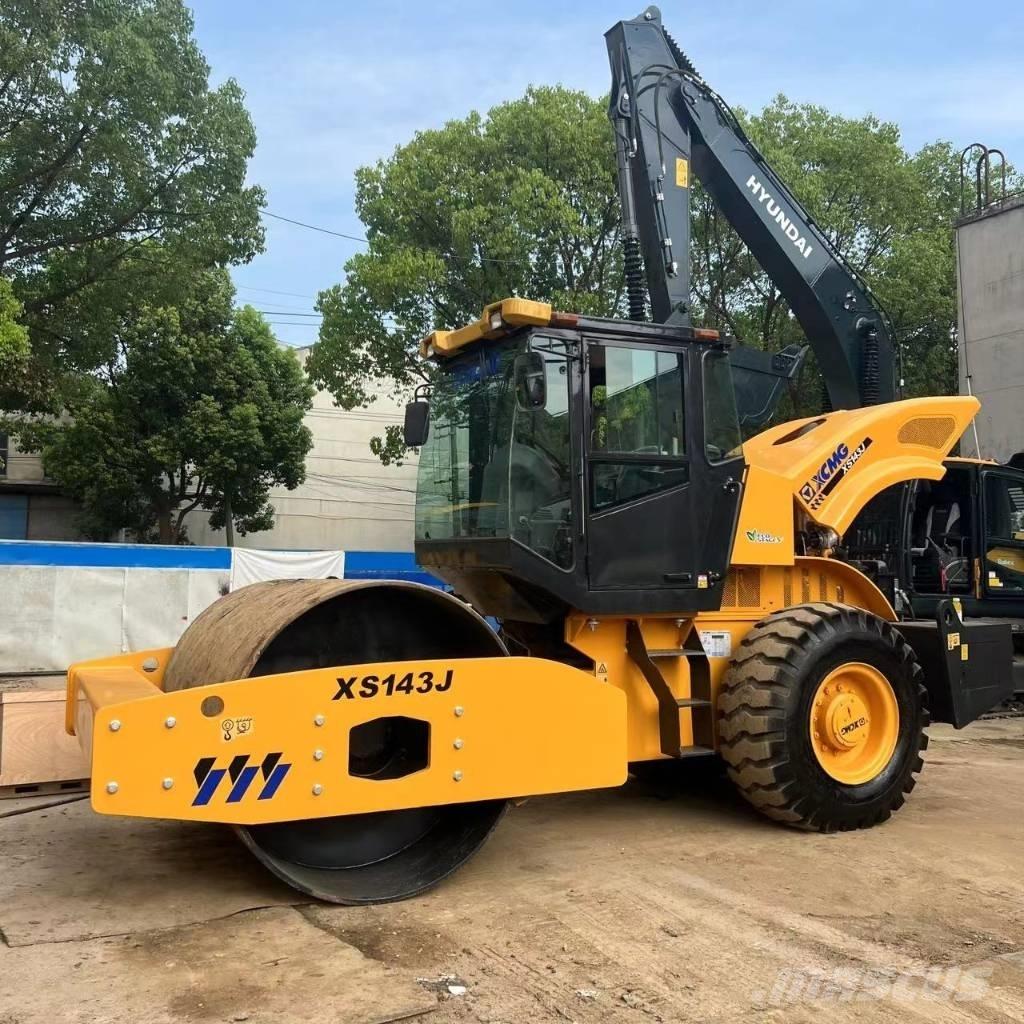 XCMG XS 143 Compactoare monocilindrice