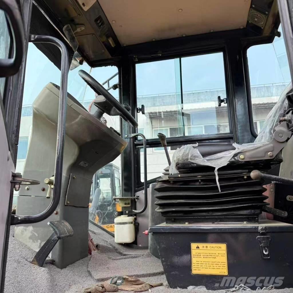 XCMG XS 143 Compactoare monocilindrice