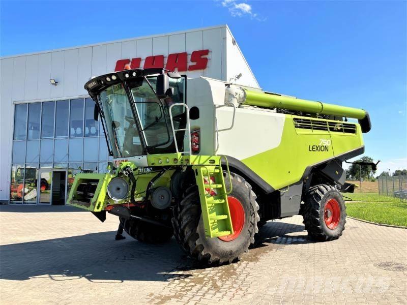 CLAAS LEXION 750 Combine de secerat