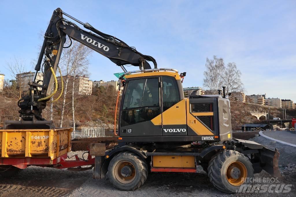 Volvo EWR 150 E Excavatoare cu roti