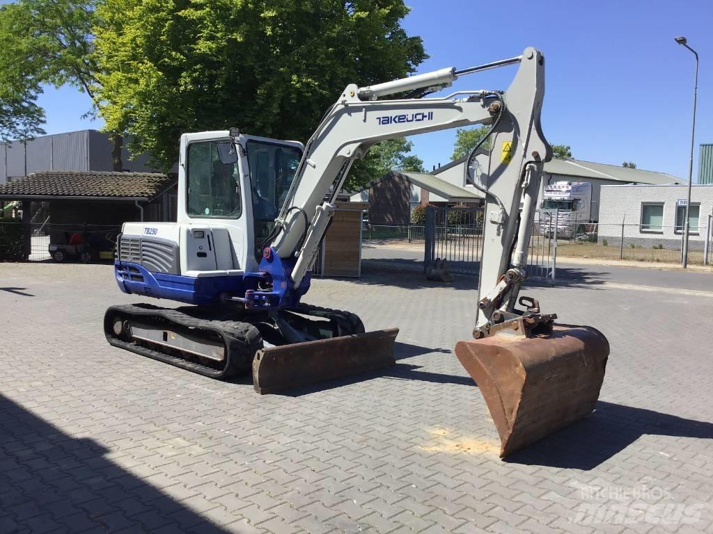 Takeuchi TB 250 Mini excavatoare < 7t