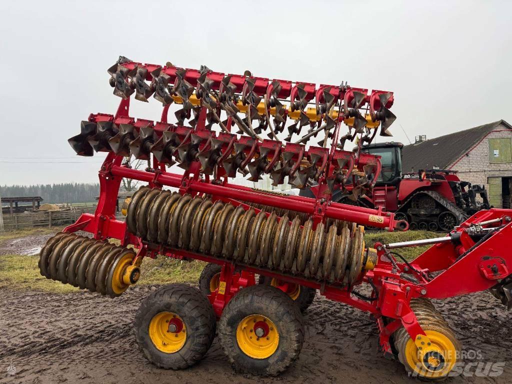 Väderstad Carrier820 Grape cu disc