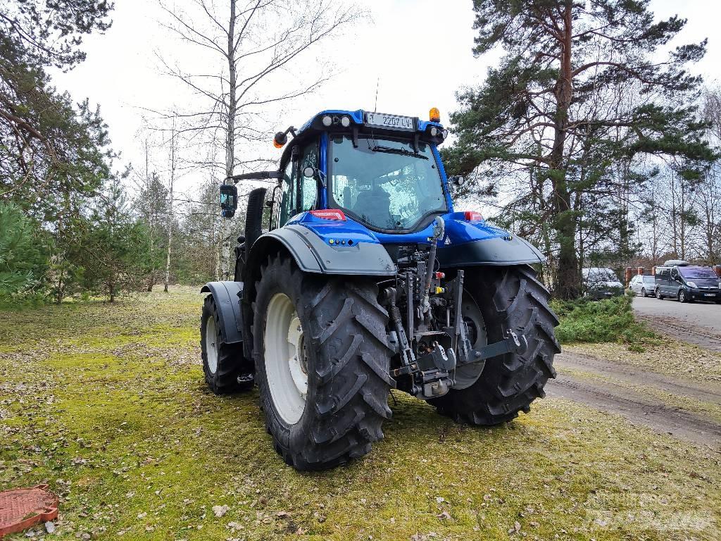 Valtra T 194 Active Tractoare
