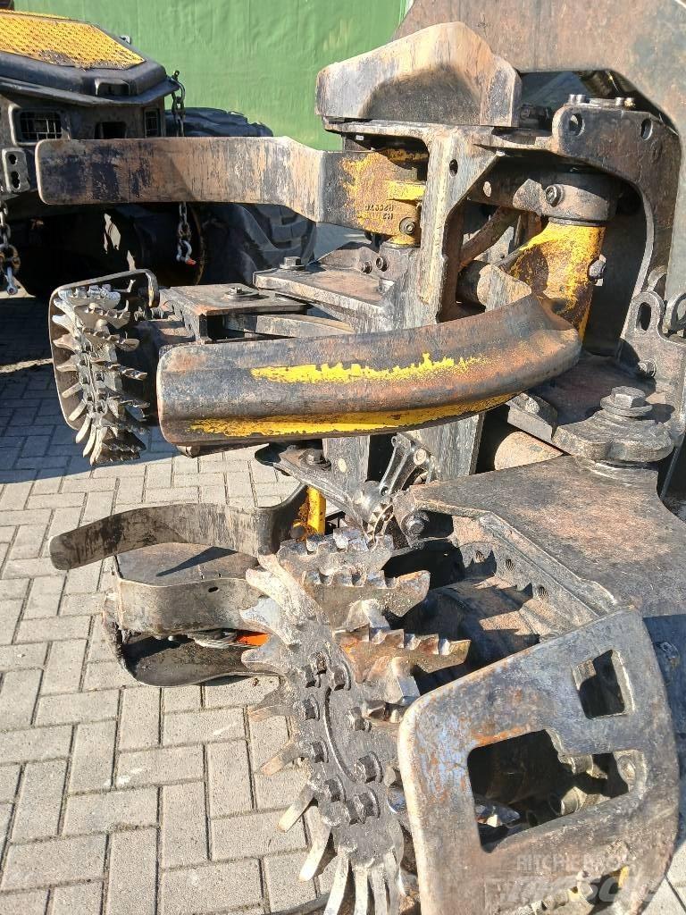 Ponsse Ergo 8W Combine forestiere