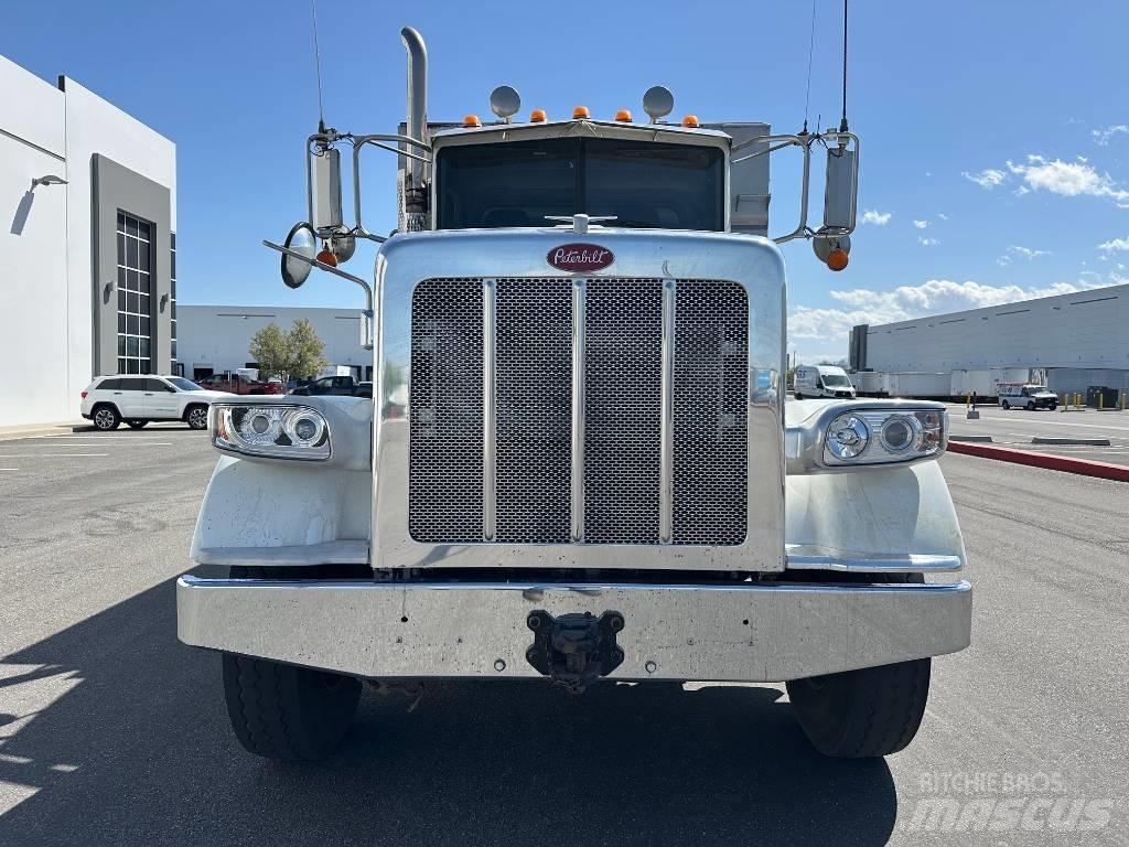 Peterbilt 367 Autobasculanta