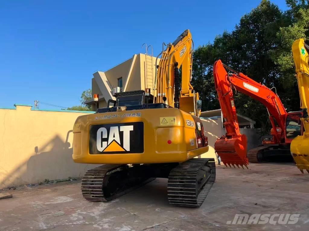 CAT 320 D Excavatoare pe șenile
