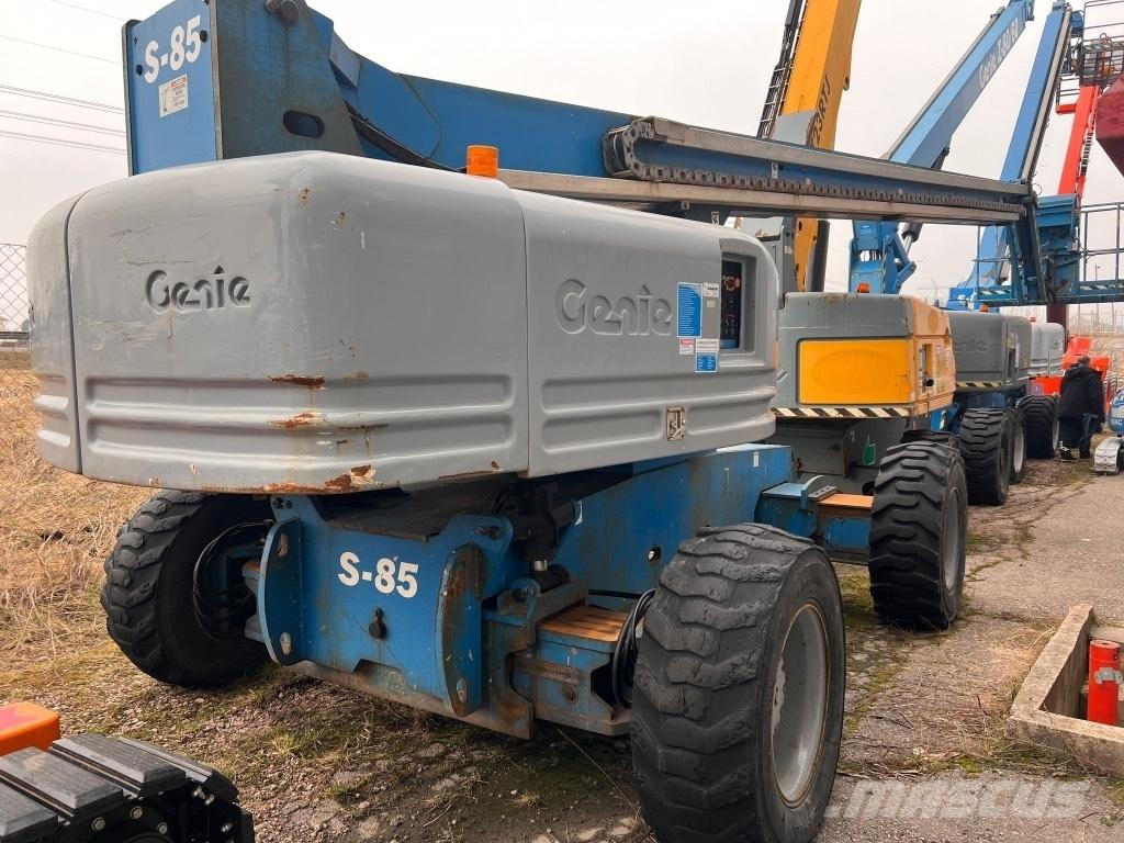 Genie S 85 Nacele cu brat articulat