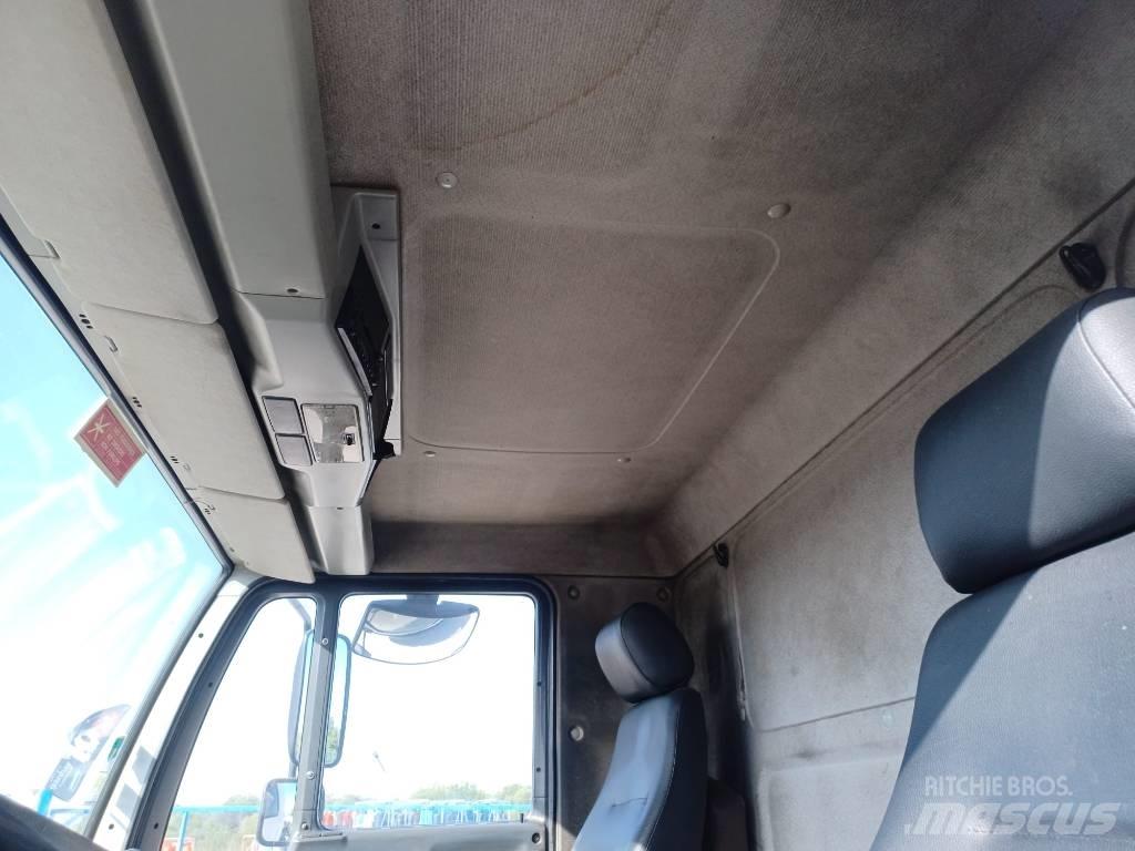 MAN 15.225 Camion cabina sasiu