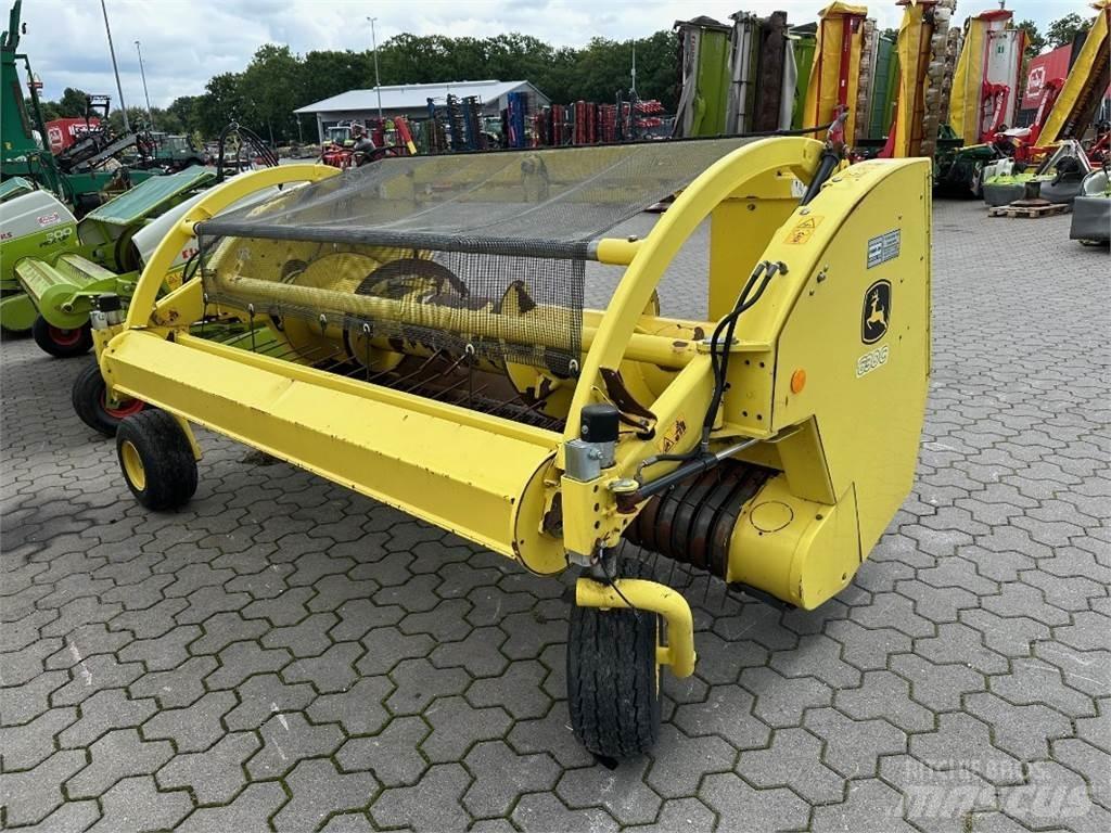 John Deere 630 C Accesorii pentru mașini de fân și furaje
