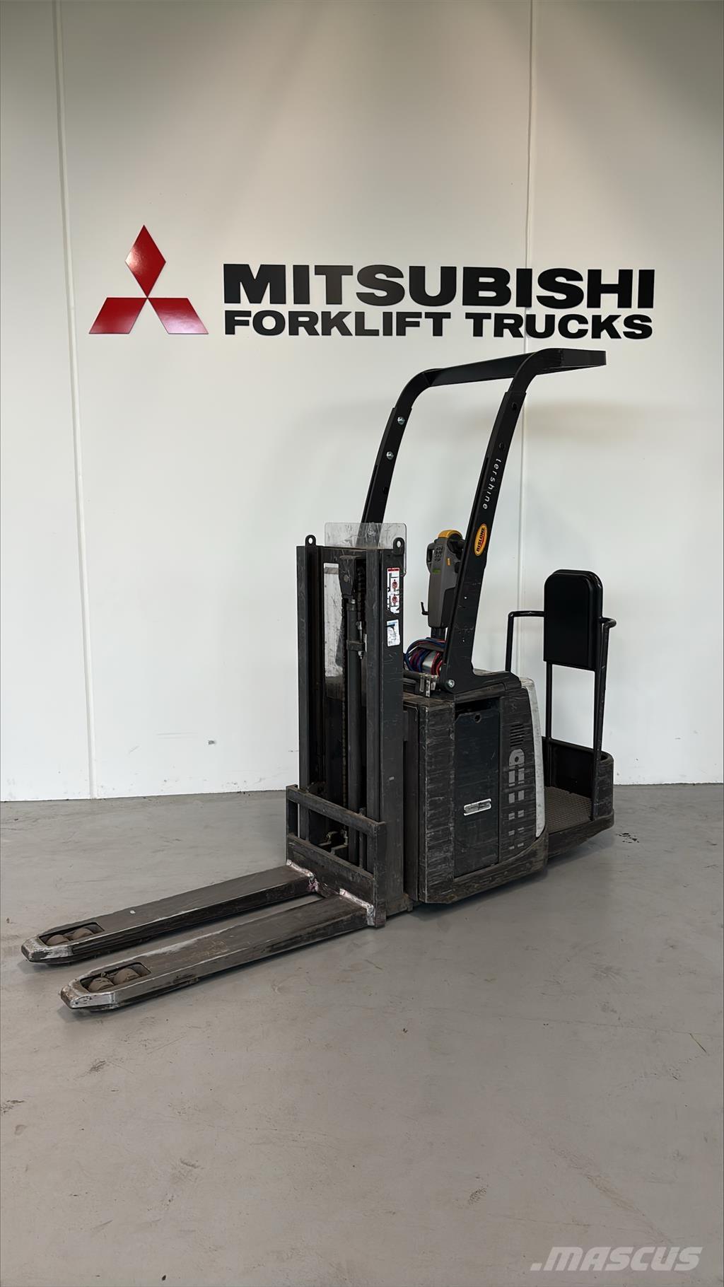 Atlet PDP200 Transpaleti autopropulsanti