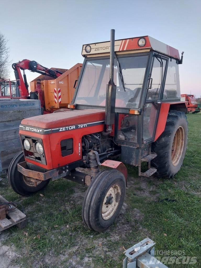 Zetor 7211 Tractoare
