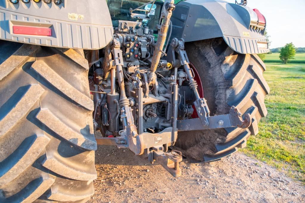 Fendt 828 Profi Plus Tractoare