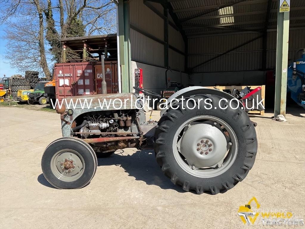 Ferguson TRACTOR Tractoare
