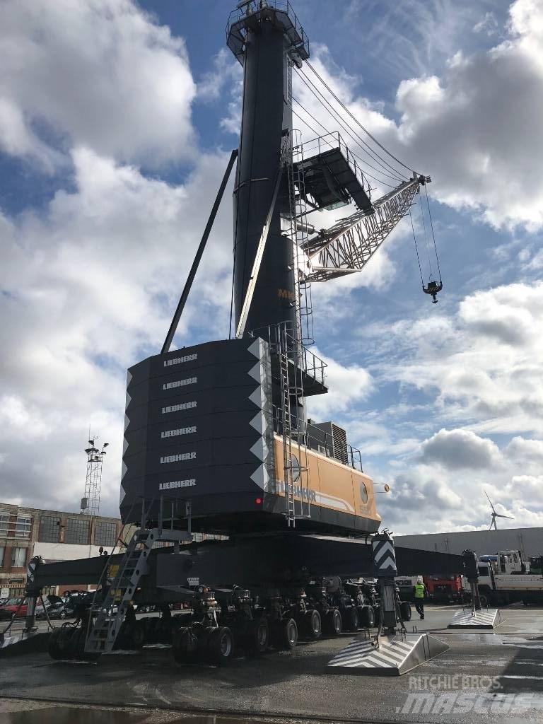 Liebherr LHM550 Macarale port