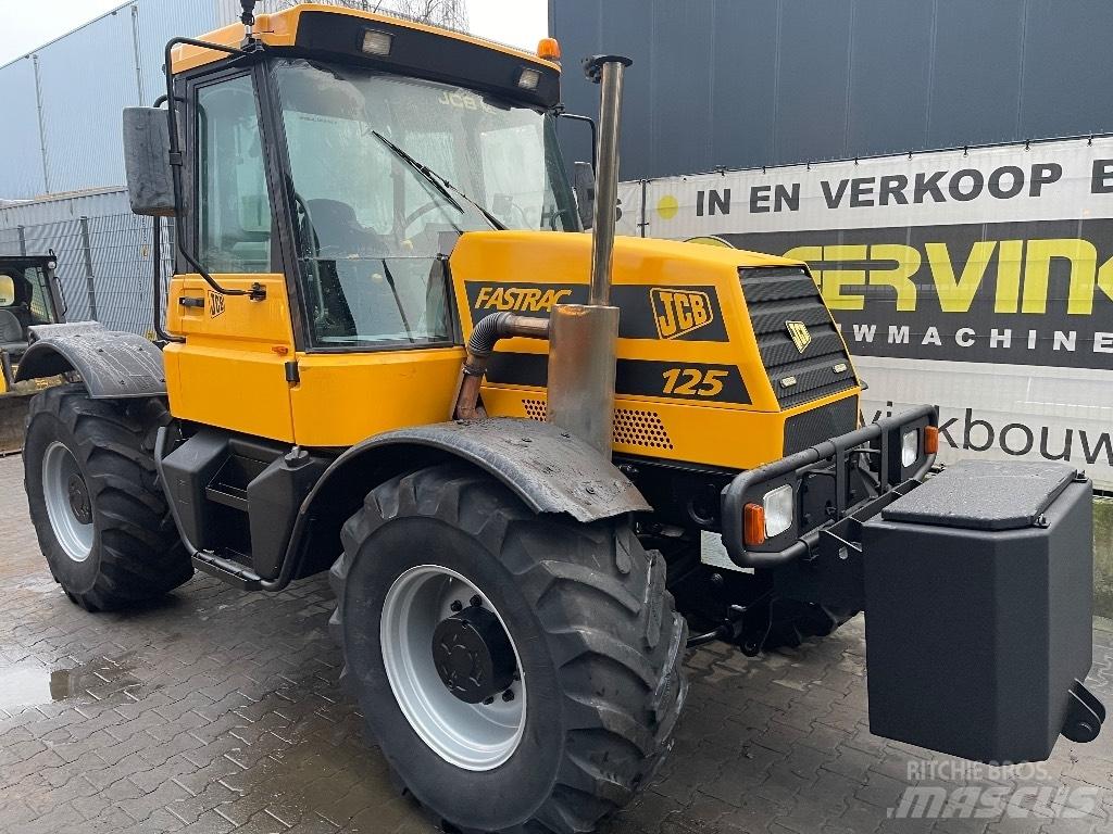 JCB Fastrac 125 Tractoare