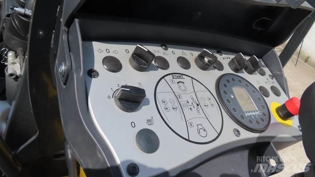 Bomag BW80 AD-5 Cilindri compactori dubli