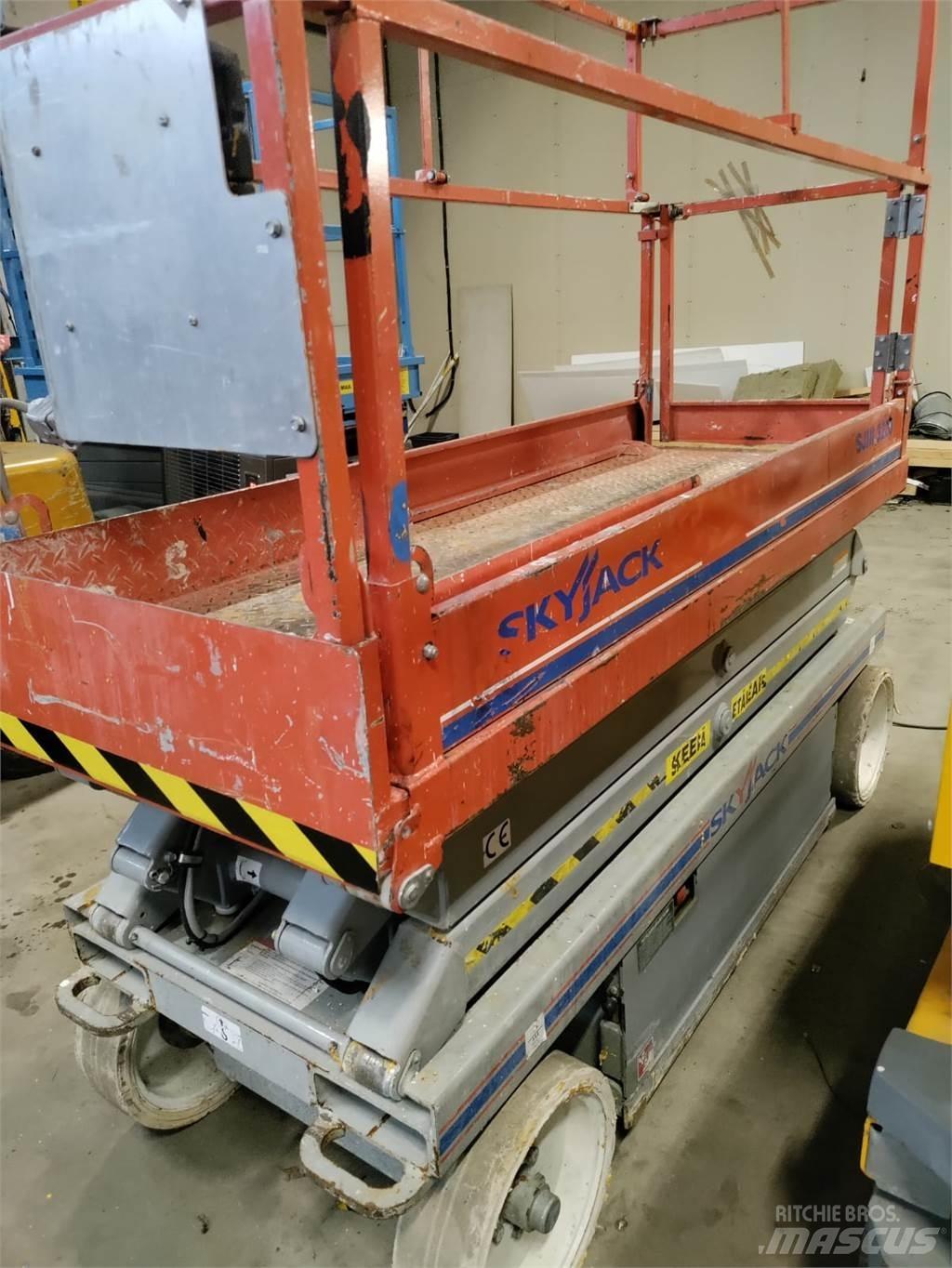 SkyJack SJ3220 Platforme foarfeca