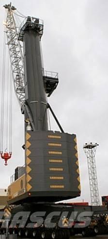 Liebherr LHM 500 Macarale port