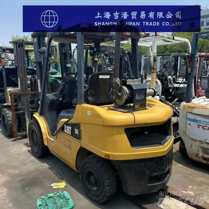 CAT DP 35 N Stivuitor diesel