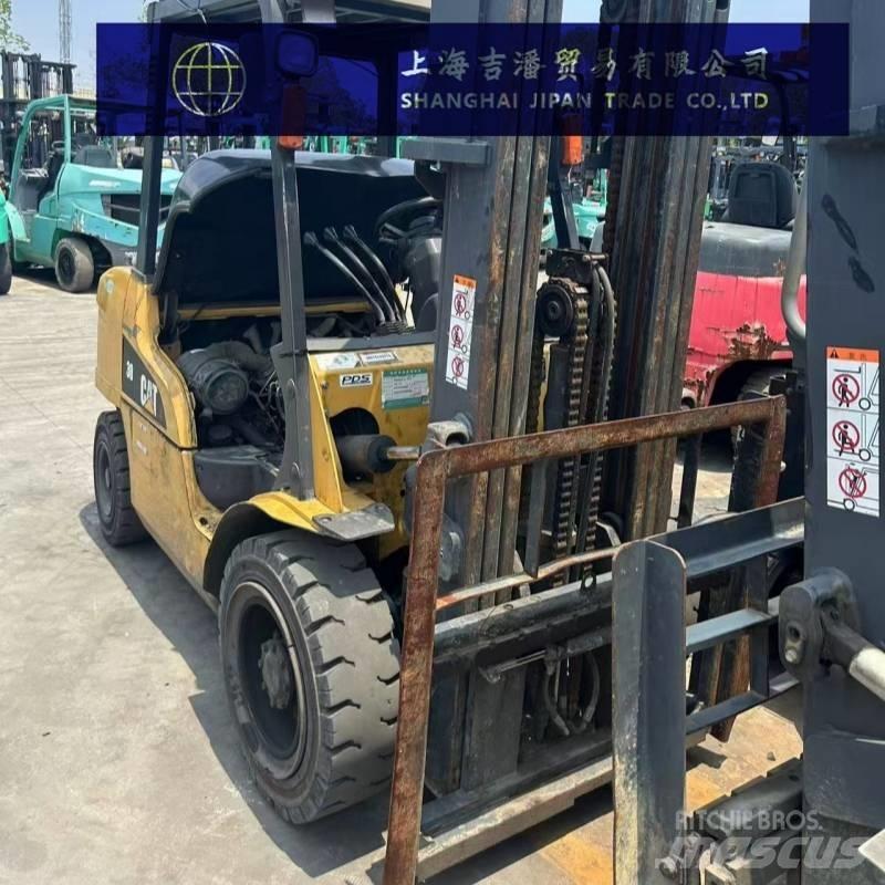 CAT DP 35 N Stivuitor diesel