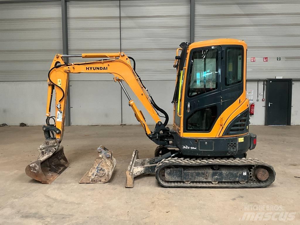 Hyundai 30 Z-9 AK Mini excavatoare < 7t