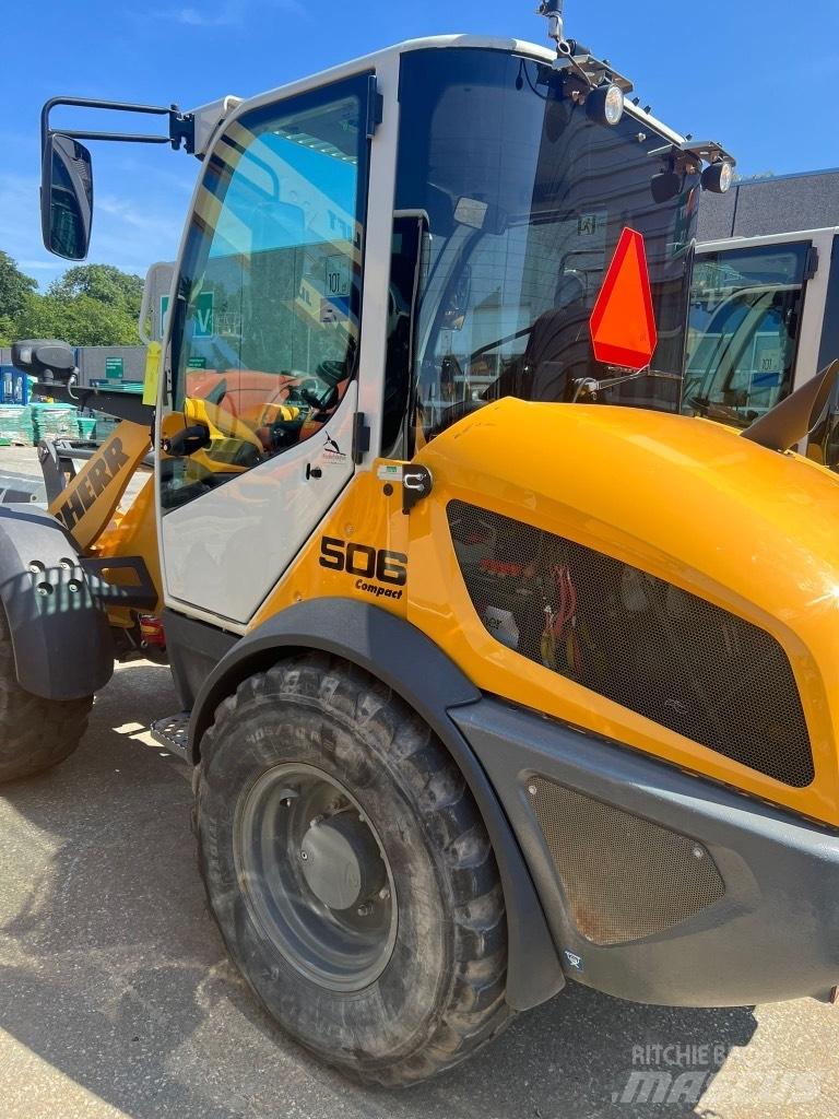 Liebherr L 506 Incarcator pe pneuri