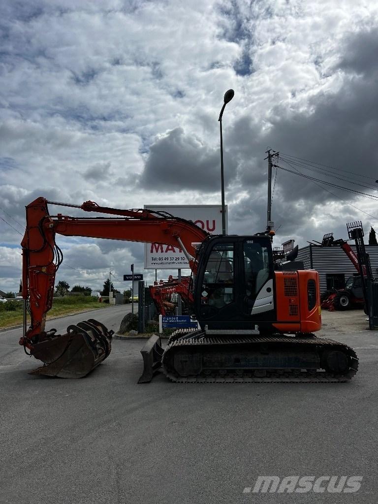 Hitachi ZX 135 US-6 Excavatoare pe șenile
