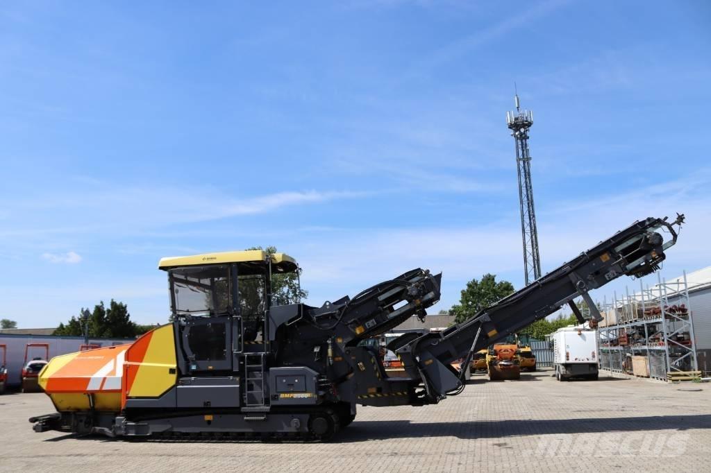 Bomag BMF 2500 S Pavatoare asfalt